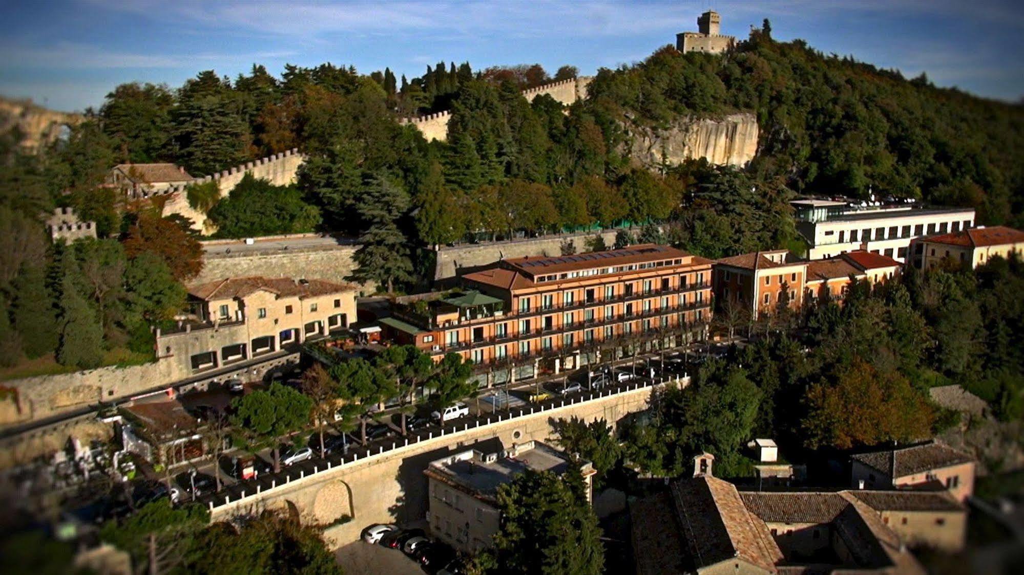 Grand Hotel San Marino Eksteriør bilde